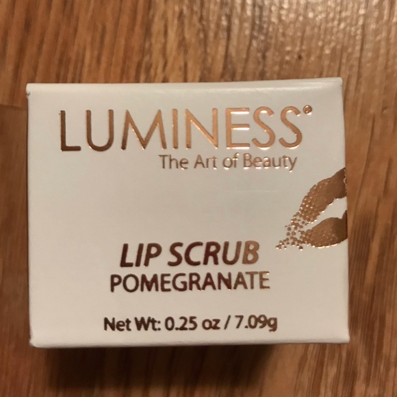 Luminess Beauty Lip Scrub‼️ - Picture 4 of 4